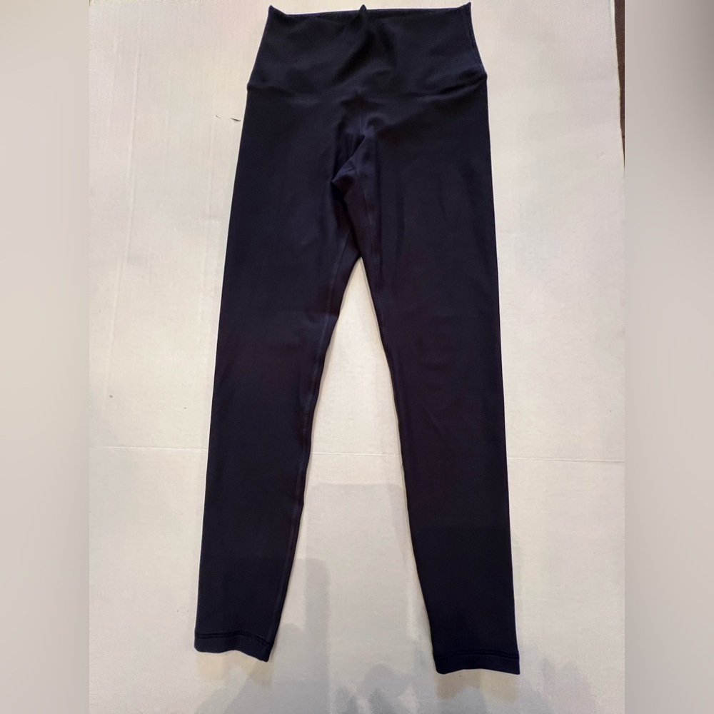 OLD NAVY ACTIVE POWERSOFT 7/8 HIGH RISE LEGGINGS SIZE XS PETITE. DUSK NAVY